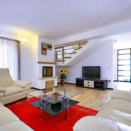 Mihelici Ii Villa